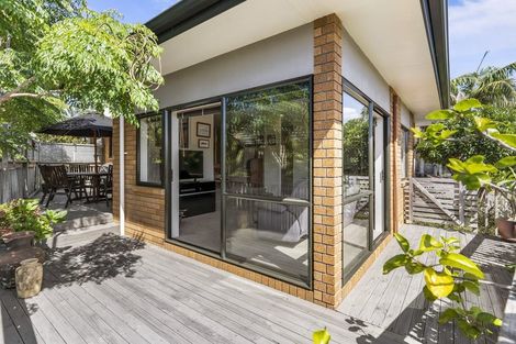 Photo of property in 61 Motutapu Avenue, Manly, Whangaparaoa, 0930