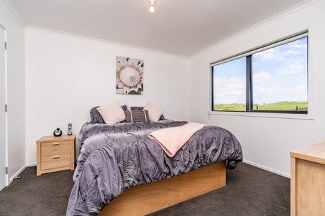 Photo of property in 717 Settlement Road, Hakaru, Wellsford, 0975