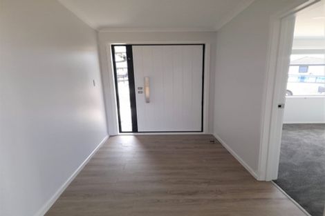 Photo of property in 14 Peacock Place, Pokeno, 2402