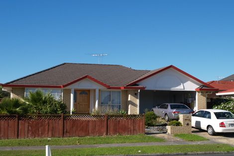 Photo of property in 70 Millhouse Drive, Northpark, Auckland, 2013