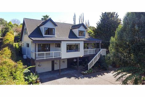 Photo of property in 1/964 Beach Road, Torbay, Auckland, 0630