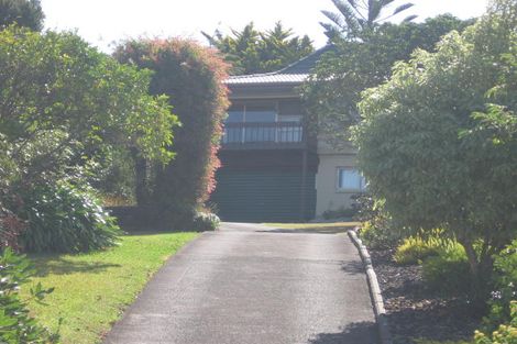 Photo of property in 10 Cashmere Place, Glenfield, Auckland, 0629