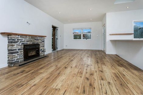 Photo of property in 76 Awa Road, Kumeu, 0891