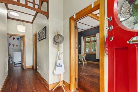 Photo of property in 39 Dee Street, Island Bay, Wellington, 6023