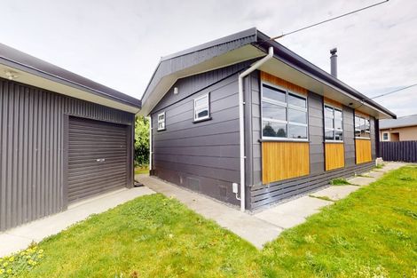 Photo of property in 5 Hood Street, Castlecliff, Whanganui, 4501