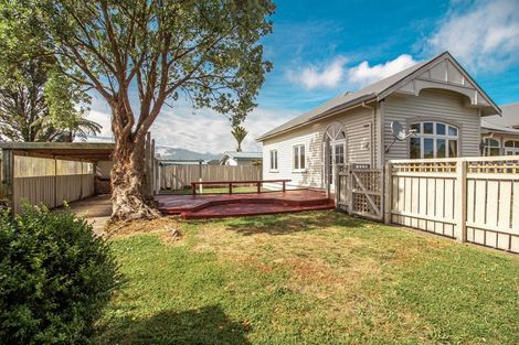 Photo of property in 42 Wakefield Street, Westport, 7825