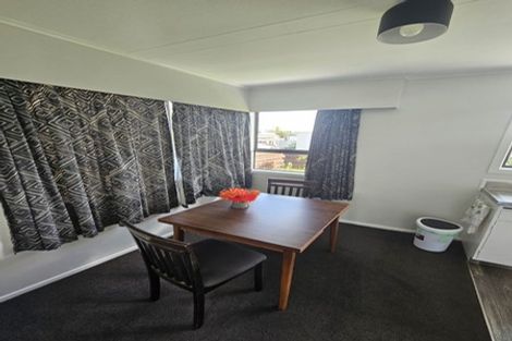 Photo of property in 2a Enfield Street, Nawton, Hamilton, 3200