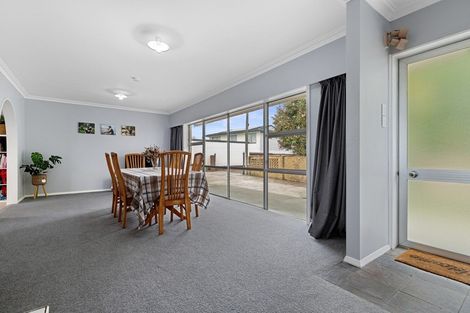 Photo of property in 174 Sandwich Road, St Andrews, Hamilton, 3200