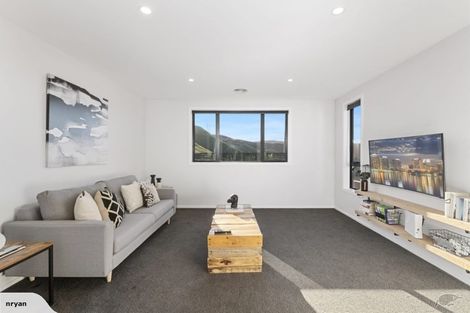 Photo of property in 110 Amesbury Drive, Churton Park, Wellington, 6037