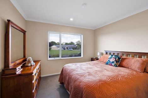 Photo of property in 2a Elizabeth Grove, Stratford, 4332