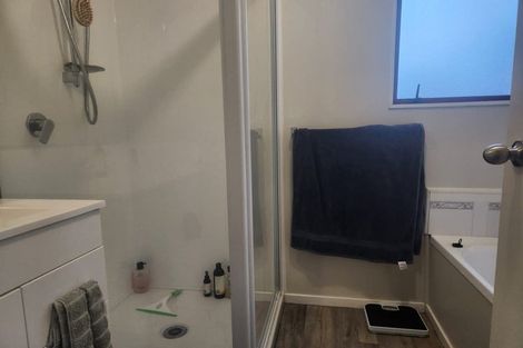 Photo of property in 13b Emery Place, Papamoa Beach, Papamoa, 3118