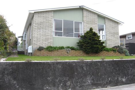 Photo of property in 48 Awanui Street, Merrilands, New Plymouth, 4312