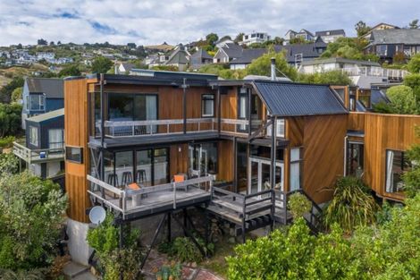 Photo of property in 20 Patmos Place, Mount Pleasant, Christchurch, 8081