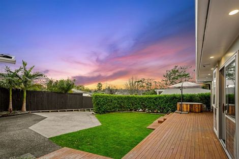 Photo of property in 56b Reynella Drive, Massey, Auckland, 0614