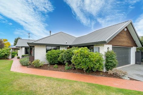 Photo of property in 4 Alpine Close, Mosgiel, 9024