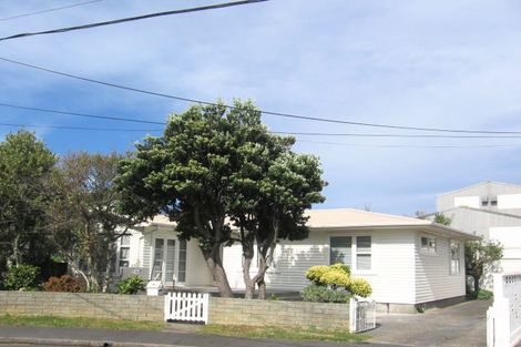 Photo of property in 8 Whanganui Street, Miramar, Wellington, 6022