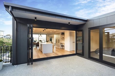 Photo of property in 2/2 Clayton Street, Saint Clair, Dunedin, 9012