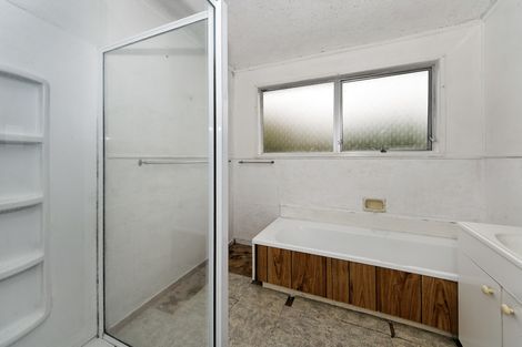 Photo of property in 19 Leo Street, Glen Eden, Auckland, 0602