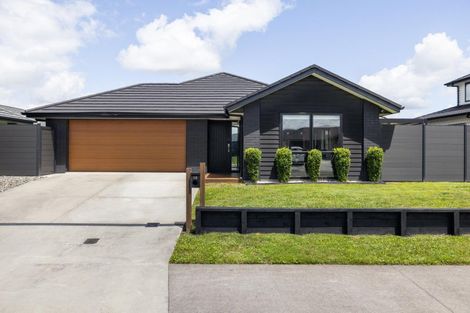 Photo of property in 19 Kimbrae Drive, Rototuna North, Hamilton, 3210