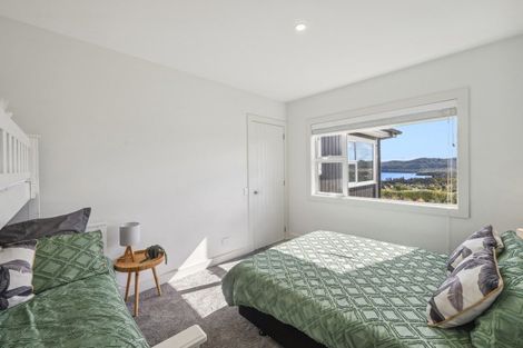 Photo of property in 4 Harrier Lane, Kinloch, Taupo, 3377