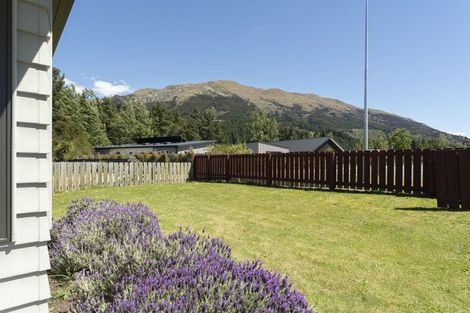 Photo of property in 16 Francis Lane, Lake Hawea, Wanaka, 9382