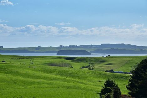 Photo of property in 3020 Kaipara Coast Highway, Glorit, Warkworth, 0984