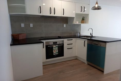 Photo of property in 7/115 Swanson Road, Henderson, Auckland, 0610