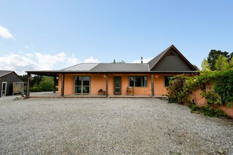 Photo of property in 53 Gilligans Gully Road, Alexandra, 9320
