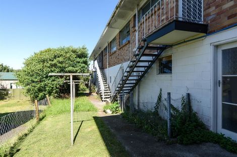 Photo of property in 2/353 Mount Albert Road, Mount Roskill, Auckland, 1041