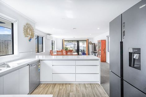 Photo of property in 11a Magnolia Crescent, Nawton, Hamilton, 3200