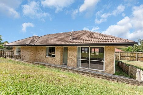 Photo of property in 17 Cretian Crescent, Henderson, Auckland, 0612