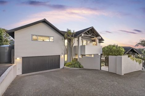 Photo of property in 32b Parr Terrace, Castor Bay, Auckland, 0620