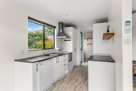 Photo of property in 10 Ferry Road, Waipu, 0510