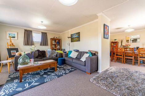 Photo of property in 77 Bledisloe Street, Kurow, 9435