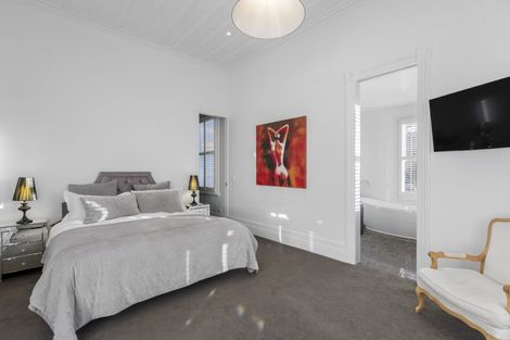 Photo of property in 306 Jervois Road, Herne Bay, Auckland, 1011
