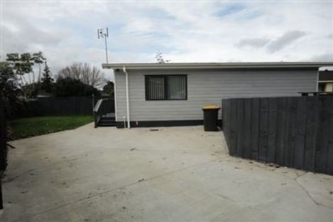 Photo of property in 14 Joshua Place, Weymouth, Auckland, 2103