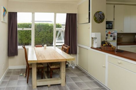 Photo of property in 713 Ballantyne Street, Frimley, Hastings, 4120