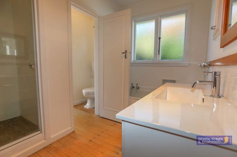 Photo of property in 6 Verran Place, Fendalton, Christchurch, 8052