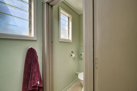 Photo of property in 22 Coote Road, Bluff Hill, Napier, 4110