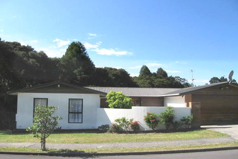 Photo of property in 22 Emlyn Place, Torbay, Auckland, 0630