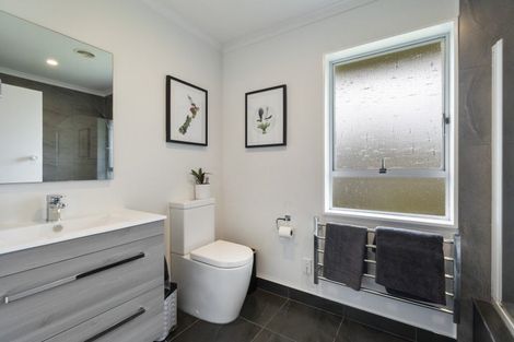 Photo of property in 10 Suffolk Crescent, Feilding, 4702