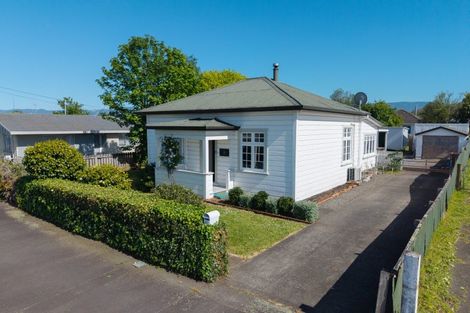 Photo of property in 41 Burns Street, Dannevirke, 4930