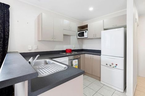Photo of property in 1a Cecil Road, Tawa, Wellington, 5028