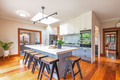 Photo of property in 10 Saint Johns Avenue, Palmerston North, 4414