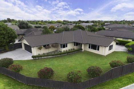 Photo of property in 1 Whitney Place, Rototuna North, Hamilton, 3210