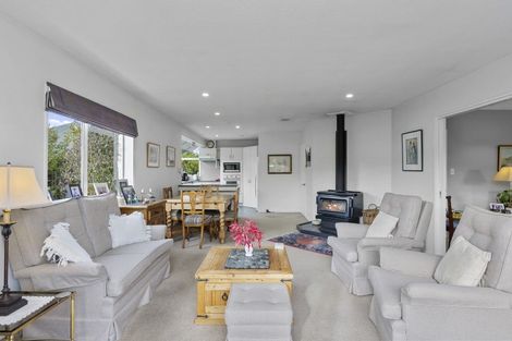 Photo of property in 39 Oakden Drive, Darfield, 7510