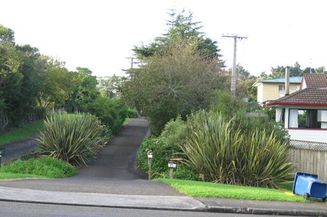Photo of property in 90a Triangle Road, Massey, Auckland, 0614