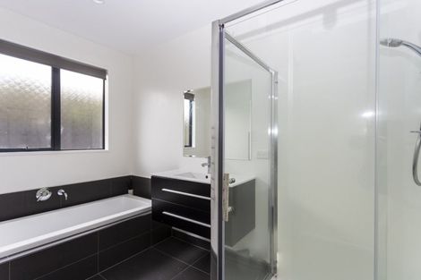 Photo of property in 10 Vale Terrace, Wigram, Christchurch, 8042