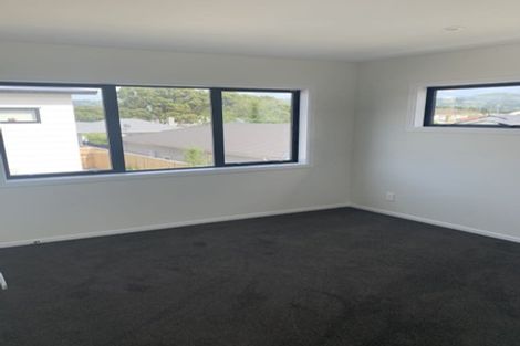 Photo of property in 10 Okoutu Lane, Moera, Lower Hutt, 5010