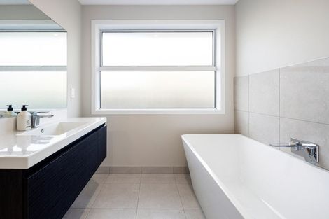 Photo of property in 15 Hyatt Close, Leamington, Cambridge, 3432